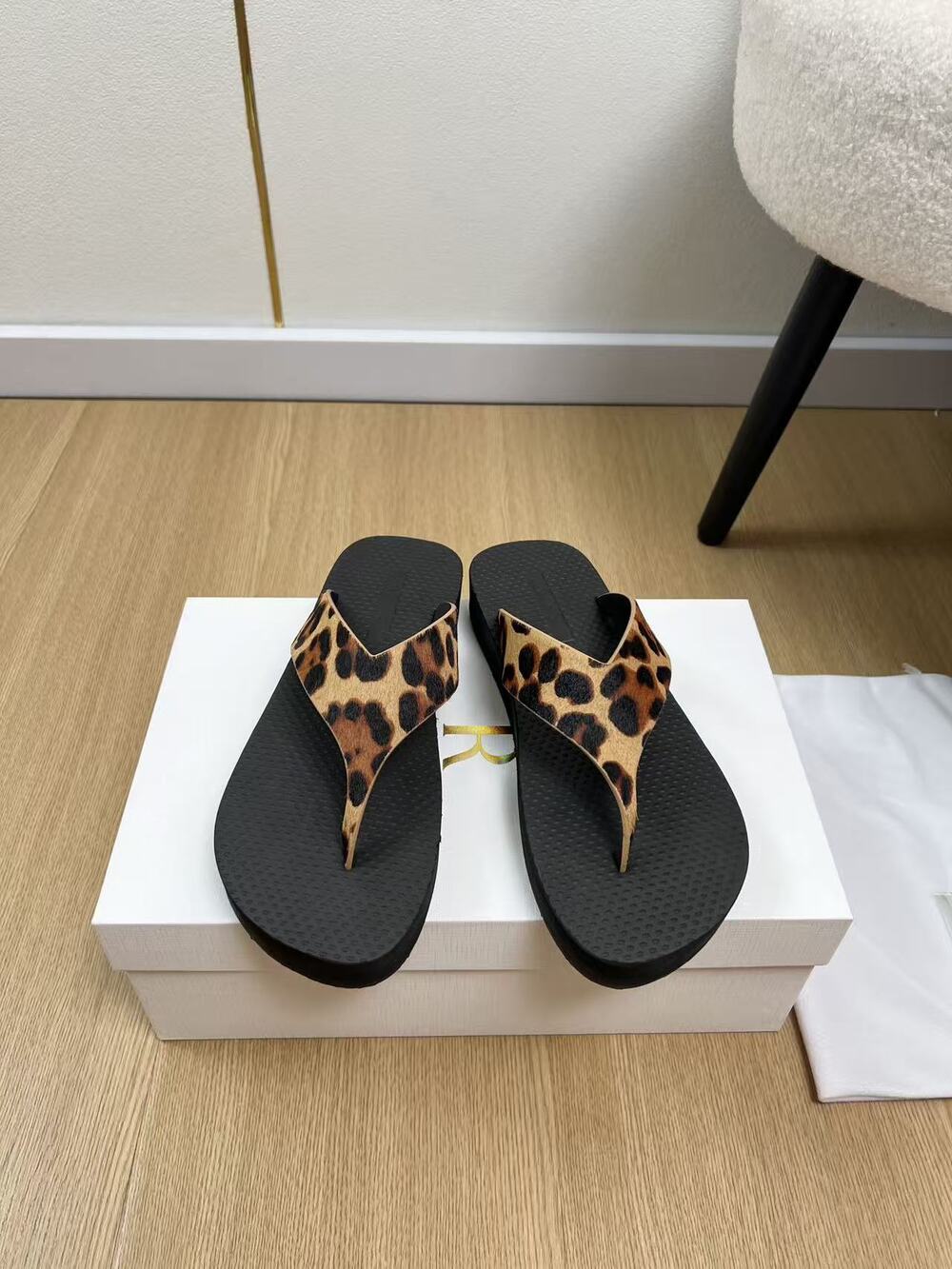 The Row Leopard Pattern Leather Thong Sandals